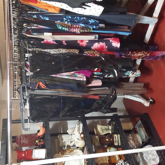 Kenneth Cole Boots - Picture 1 of 4